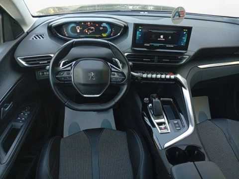 Peugeot 3008 Hybrid 225 e-EAT8 Allure