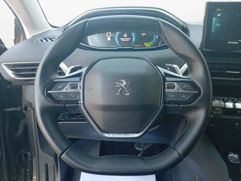 Peugeot 3008 Hybrid 225 e-EAT8 Allure