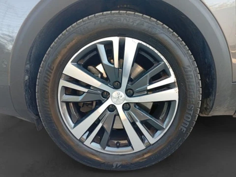 Peugeot 3008 Hybrid 225 e-EAT8 Allure