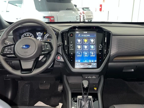 Subaru Forester 2.0i Hybrid Touring