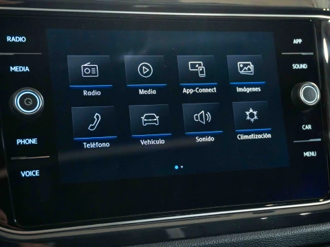 Volkswagen T-Roc Sport 1.5 TSI 110kW (150CV)