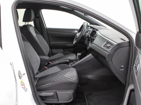 Volkswagen Taigo 1.5 TSI 110KW DSG R-LINE 150 5P