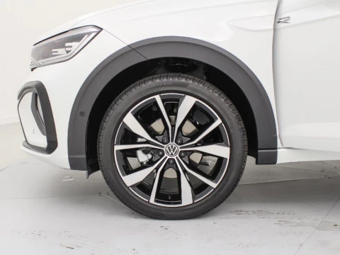 Volkswagen Taigo 1.5 TSI 110KW DSG R-LINE 150 5P