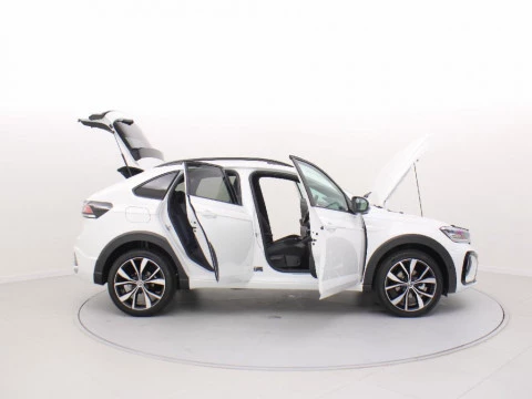 Volkswagen Taigo 1.5 TSI 110KW DSG R-LINE 150 5P