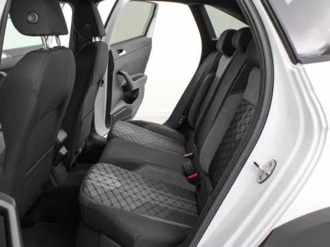 Volkswagen Taigo 1.5 TSI 110KW DSG R-LINE 150 5P