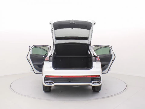 Volkswagen Taigo 1.5 TSI 110KW DSG R-LINE 150 5P