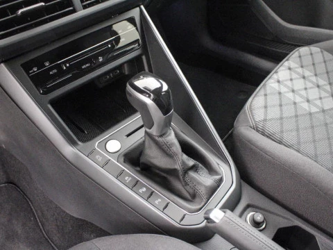 Volkswagen Taigo 1.5 TSI 110KW DSG R-LINE 150 5P