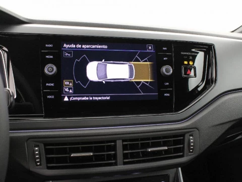 Volkswagen Taigo 1.5 TSI 110KW DSG R-LINE 150 5P