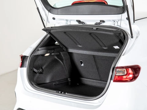 Kia Ceed 1.0 T-GDi 74kW (100CV) Concept