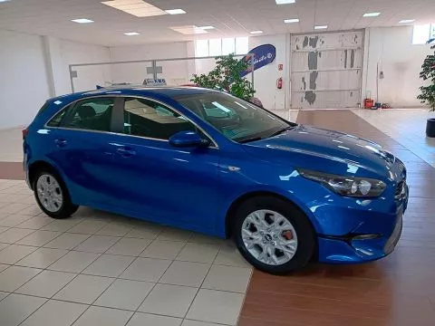 Kia Ceed 1.6 MHEV 100KW DRIVE 5P Kia Ceed 1.6 MHEV 100KW DRIVE 5P