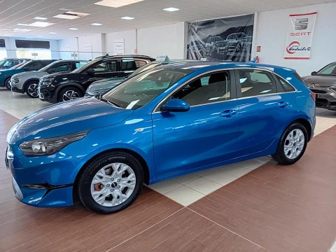 Kia Ceed 1.6 MHEV 100KW DRIVE 5P Kia Ceed 1.6 MHEV 100KW DRIVE 5P