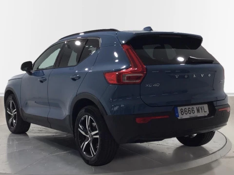 Volvo XC40 XC40 Plus, B3 Mild hybrid, Gasolina, Dark