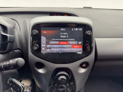 Toyota Aygo 1.0 70 x-play
