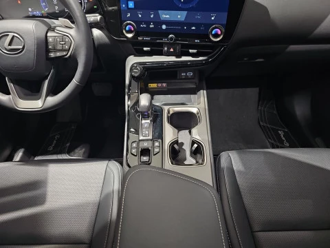 Lexus NX 450h+ Premium+ 4WD