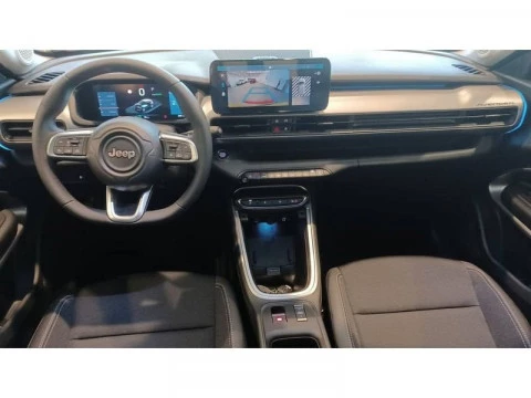 Jeep Avenger BEV 115kW (156CV) Summit