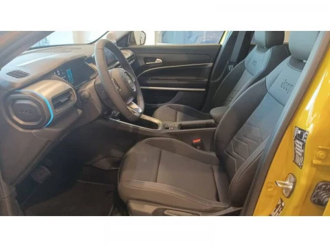 Jeep Avenger BEV 115kW (156CV) Summit