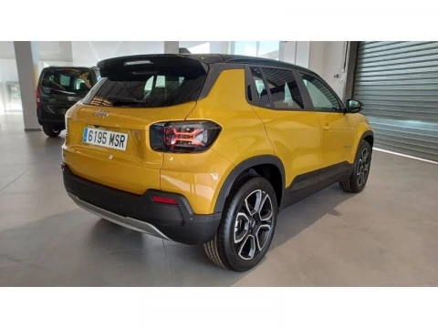 Jeep Avenger BEV 115kW (156CV) Summit