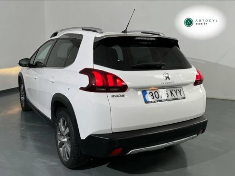 Peugeot 2008 Allure BlueHDi 73KW (100CV)