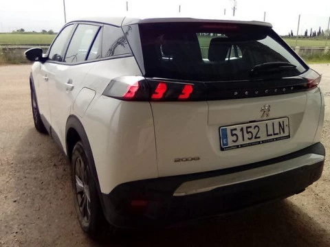Peugeot 2008 Active BlueHDI 100 S&S BVM6
