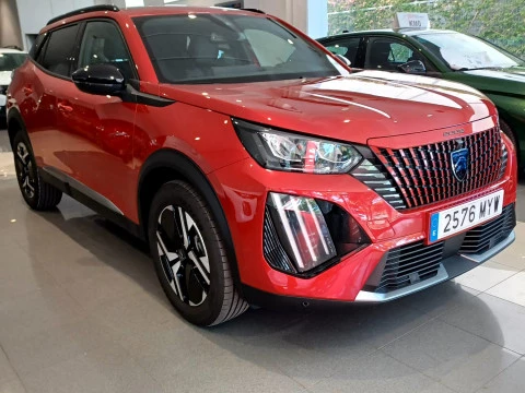 Peugeot 2008 Allure Gasolina 100 S&S 6 Vel. MAN