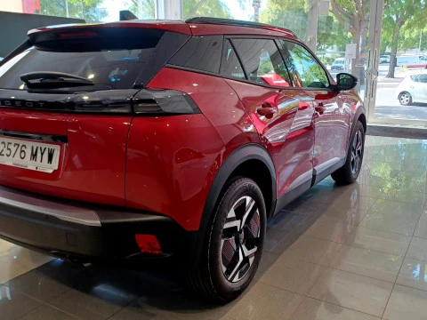 Peugeot 2008 Allure Gasolina 100 S&S 6 Vel. MAN