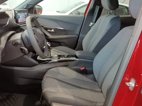 Peugeot 2008 Allure Gasolina 100 S&S 6 Vel. MAN