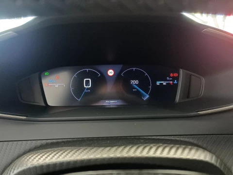 Peugeot 2008 Allure Gasolina 100 S&S 6 Vel. MAN