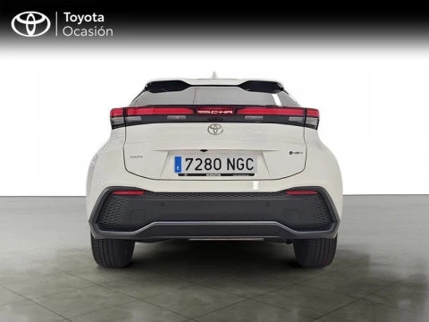 Toyota C-HR Advance Hybrid 140