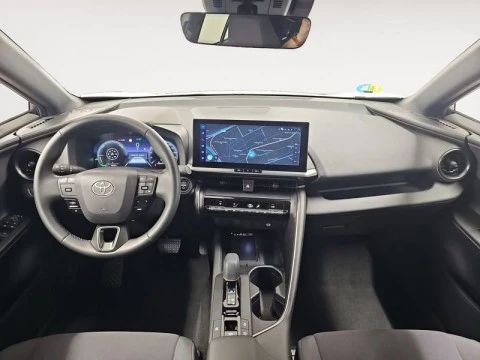 Toyota C-HR Advance Hybrid 140