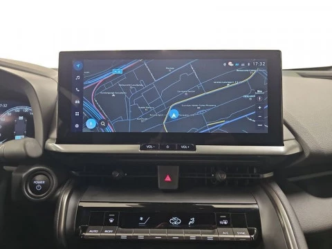 Toyota C-HR Advance Hybrid 140