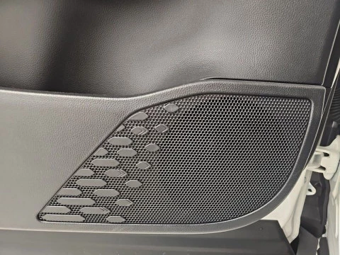 Toyota C-HR Advance Hybrid 140