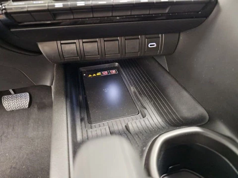 Toyota C-HR Advance Hybrid 140