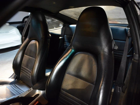 Porsche 911 CARRERA 4 COUPE