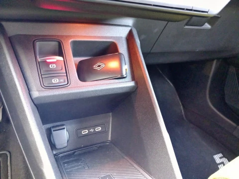 Renault R5 E-Tech RENAULT  Iconic cinq autonomia confort 110 kW