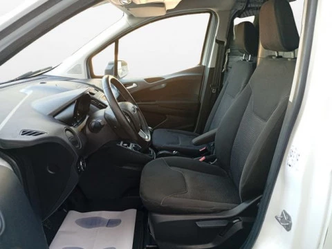 Ford Transit Courier Van 1.5 TDCi 56kW Trend
