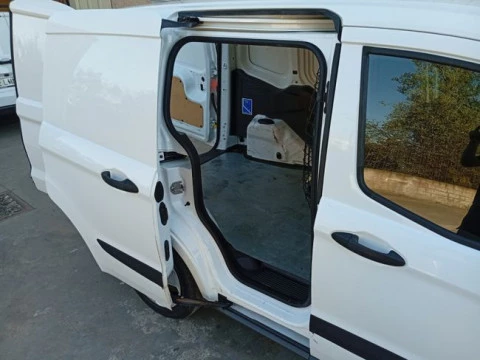 Ford Transit Courier Van 1.5 TDCi 56kW Trend