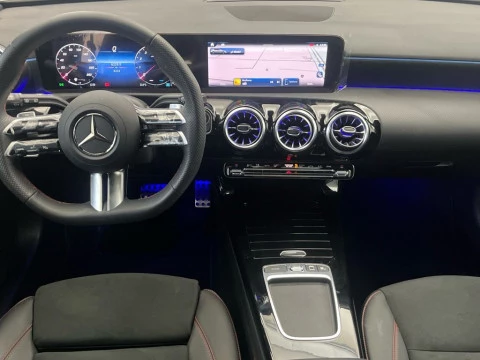 Mercedes-Benz Clase A 200 Compacto