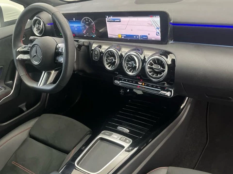 Mercedes-Benz Clase A 200 Compacto