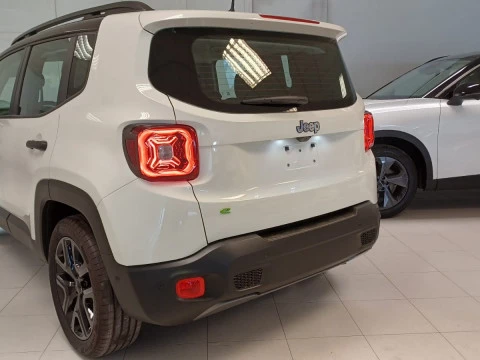 Jeep Renegade eHybrid Summit 1.5 MHEV 130hp Dct Fwd