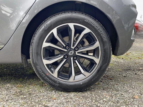 Renault Clio techno Eco-G 100cv (74kW)