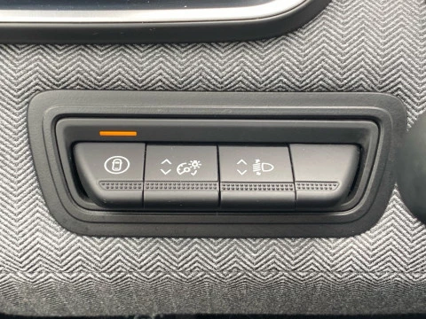 Renault Clio techno Eco-G 100cv (74kW)