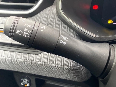 Renault Clio techno Eco-G 100cv (74kW)