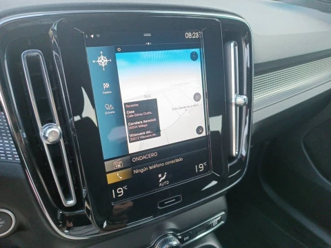 Volvo XC40 1.5 T4 Twin Recharge R-Design Auto