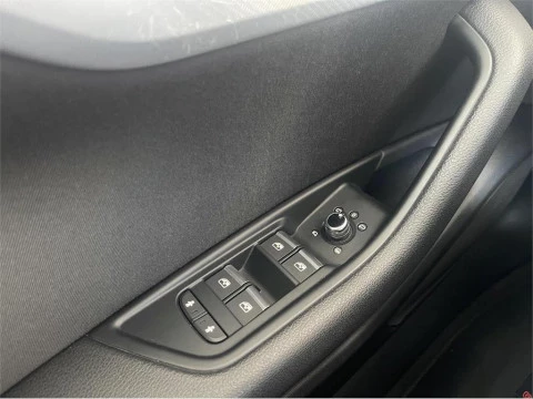 Audi A4 2.0 TDI clean d 150CV S line edition