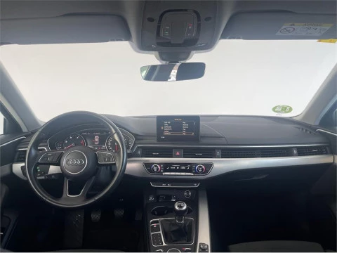 Audi A4 2.0 TDI clean d 150CV S line edition