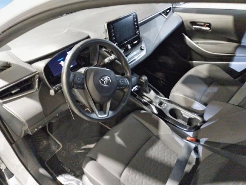 Toyota Corolla 1.8 125H ACTIVE TECH E-CVT