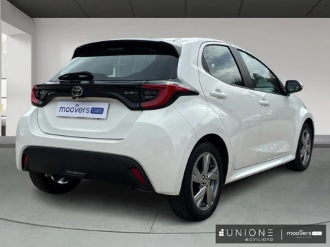 Toyota Yaris TOYOTA ACTIVE PLUS 120H
