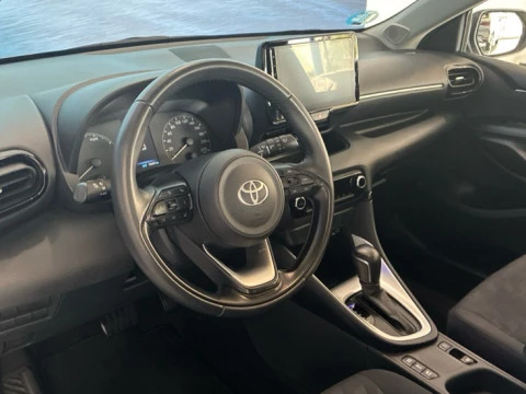 Toyota Yaris TOYOTA ACTIVE PLUS 120H