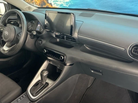 Toyota Yaris TOYOTA ACTIVE PLUS 120H