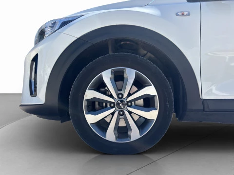 Kia Stonic 1.2 DPi 62kW (84CV) Concept